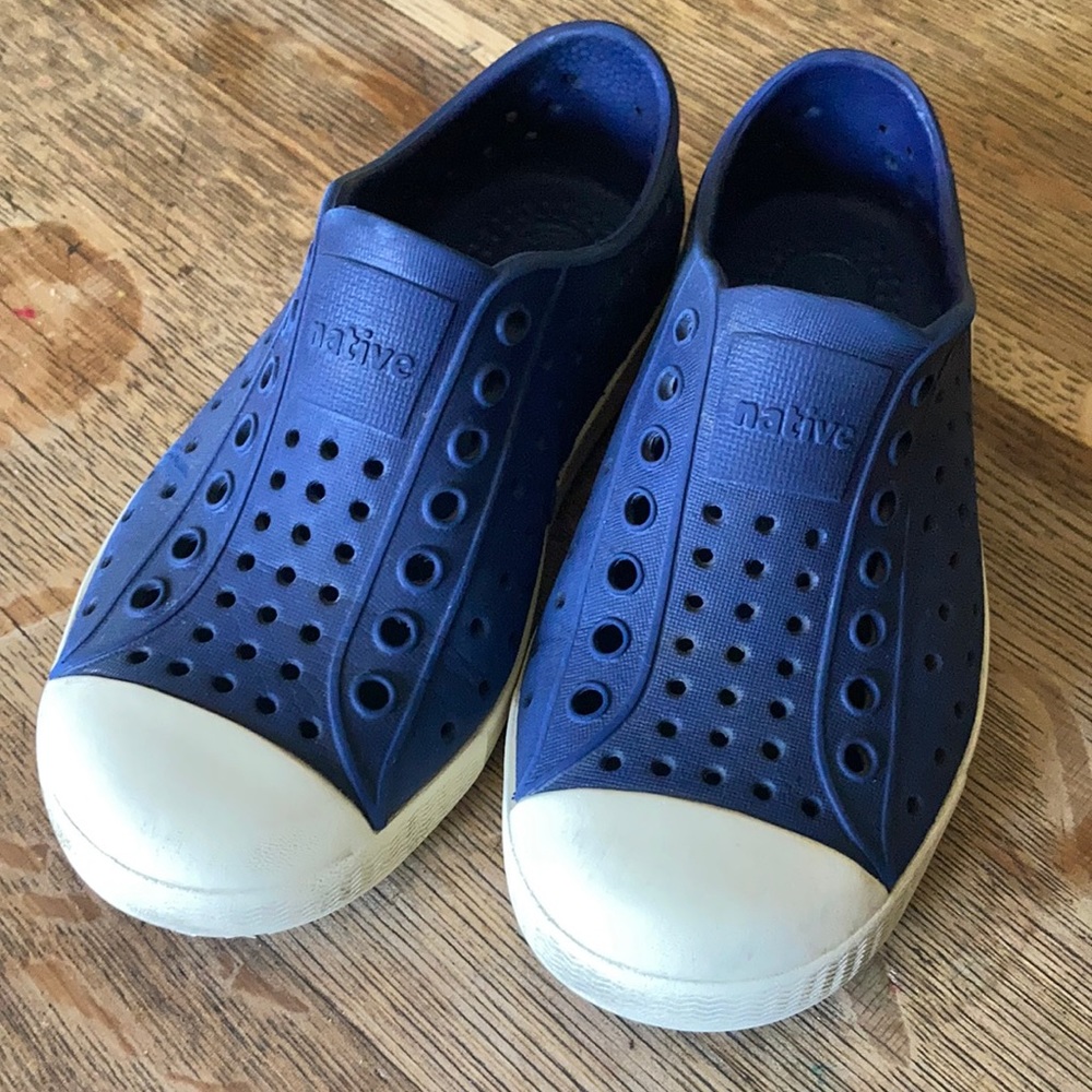 Native shoes kids c10 navy blue
